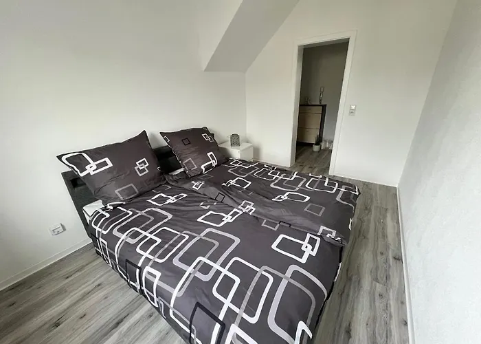 Schlossblick Im Herzen Der Stadt * شفارتسنبرغ